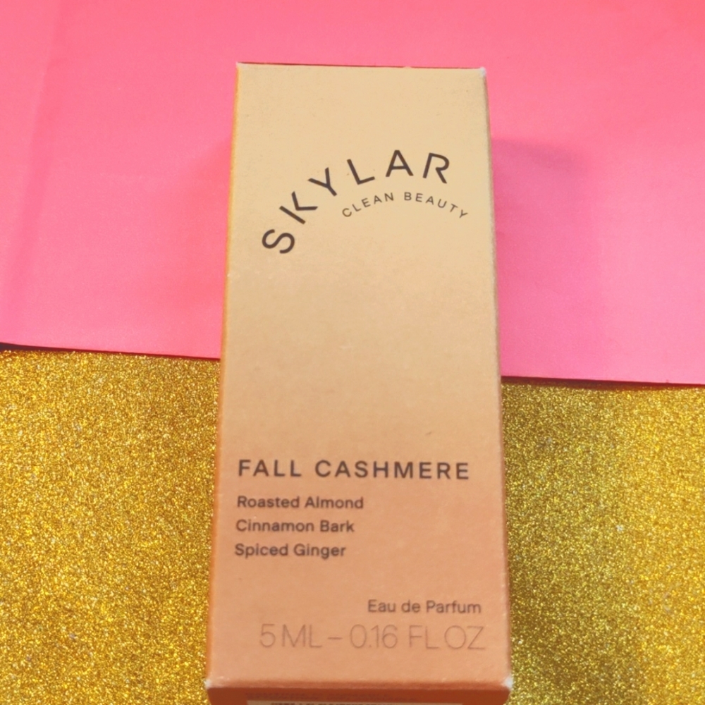 *NEW NEW* SKYLAR Fine Fragrance Fall Cashmere